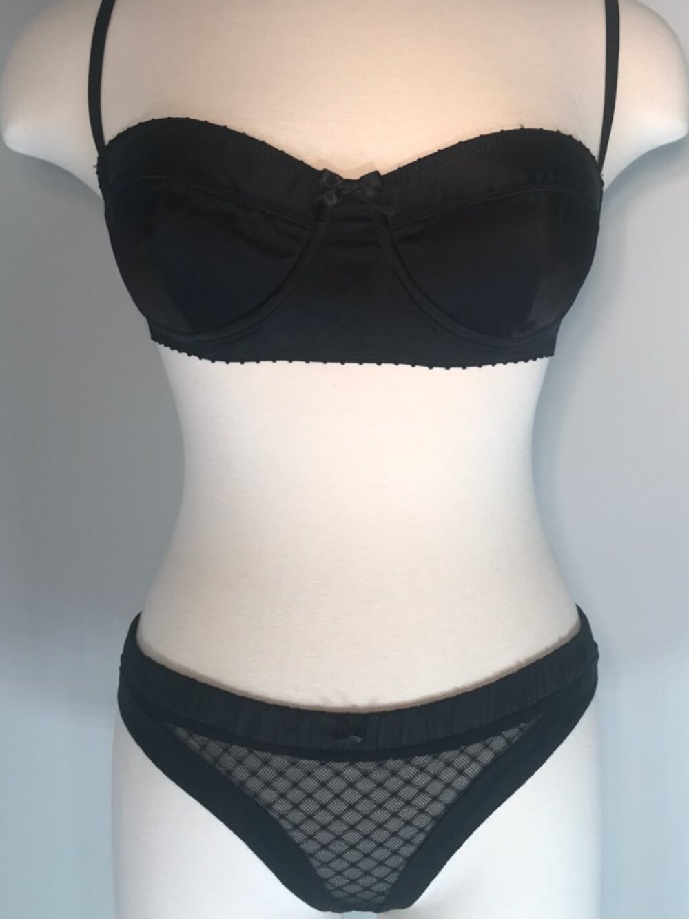 Vintage Kiki De Montparnasse Silk Muse Molded Bra (36D) Black & Mesh Voyeur Thon